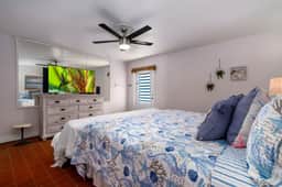 Crystal Cove B19