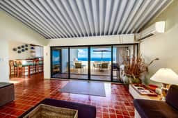 Ocean Breeze Retreat (17 Upper)