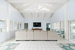 Isla Vista Estate - 4BR