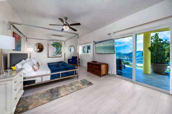 Skyline Sunshine 4BR