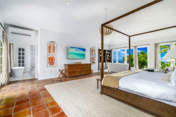 Bellevue Estate (6 Bedrooms)