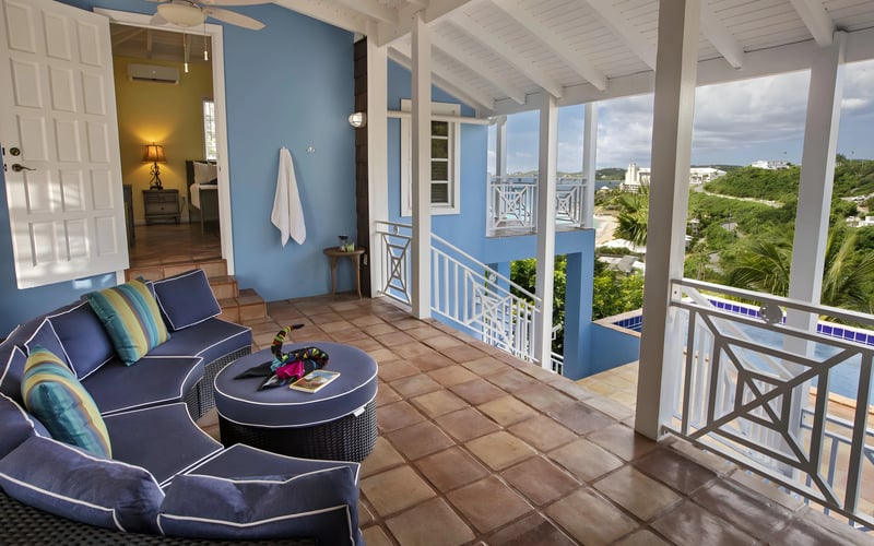 CalypsoBlu covered lounge terrace with ocean views
